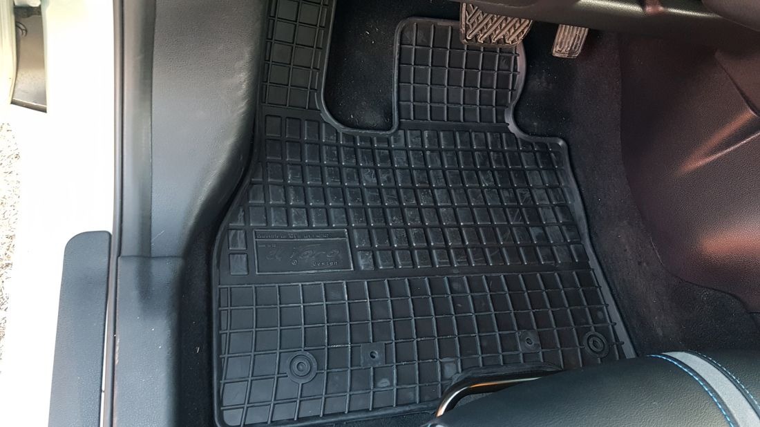 https://www.bktuning.rs/images/products/big/114868.jpg