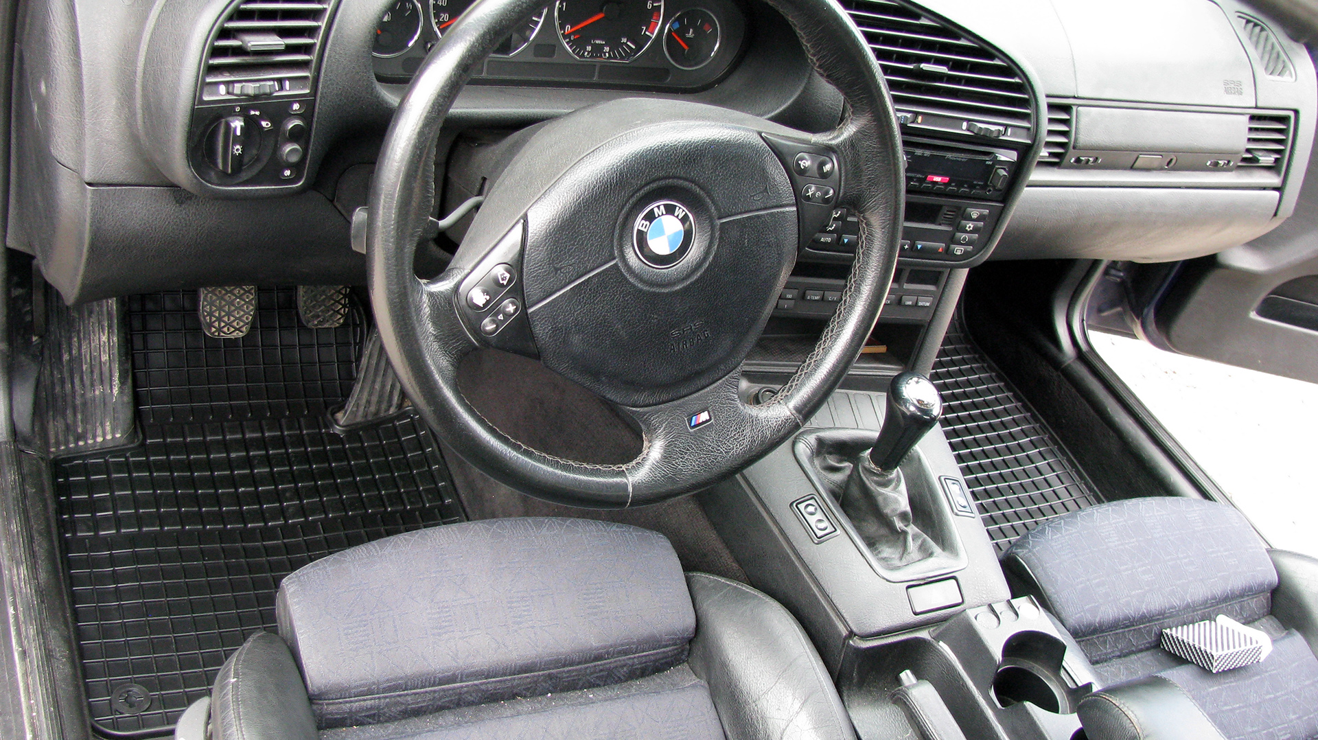 https://www.bktuning.rs/images/products/big/135181.jpg