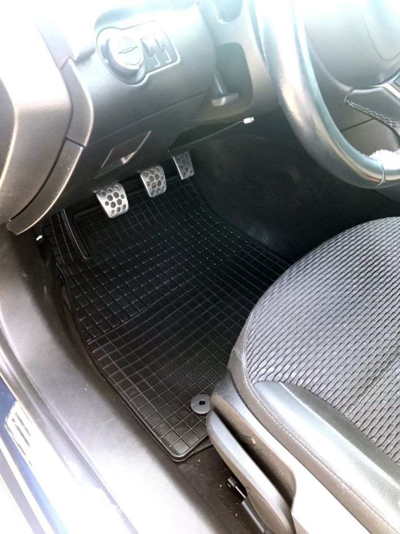 https://www.bktuning.rs/images/products/big/135636.jpg