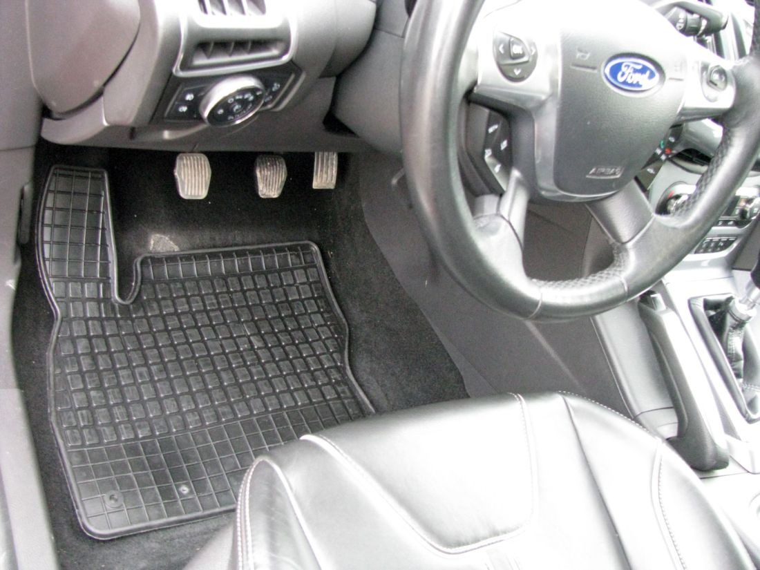 https://www.bktuning.rs/images/products/big/137602.jpg