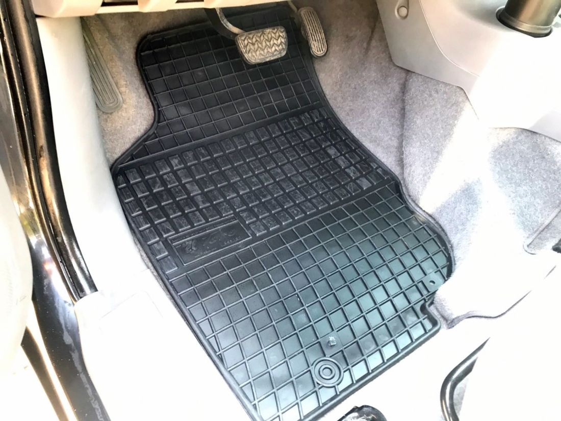 https://www.bktuning.rs/images/products/big/141650.jpg