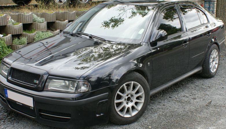 https://www.bktuning.rs/images/products/big/145877.jpg