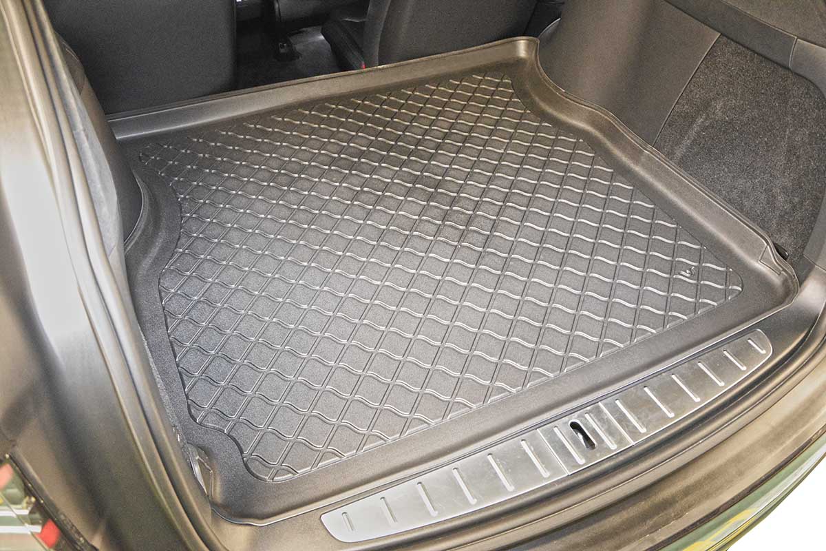 https://www.bktuning.rs/images/products/big/156902.jpg